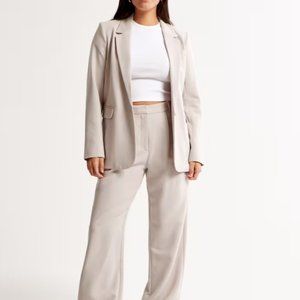 Curve Love A&F Sloane Tailored Pant
